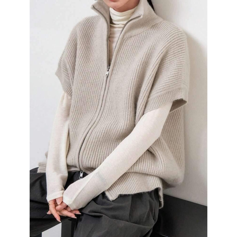 Beige Ribbed Knit Zip Up Sweater Vest Lagenlook Cozy Layering Piece / Size M